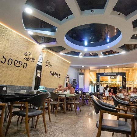 Hotel Smile Kobuleti Eksteriør bilde