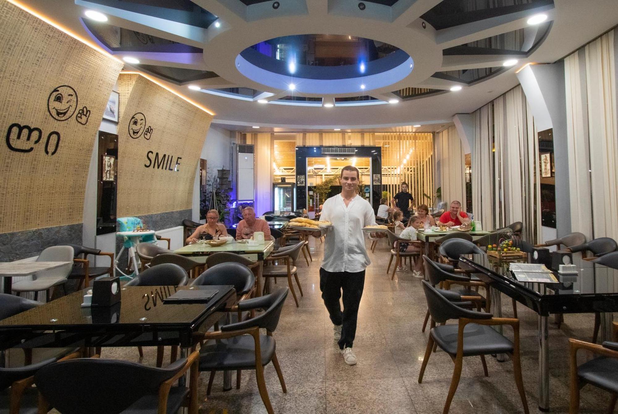 Hotel Smile Kobuleti Eksteriør bilde