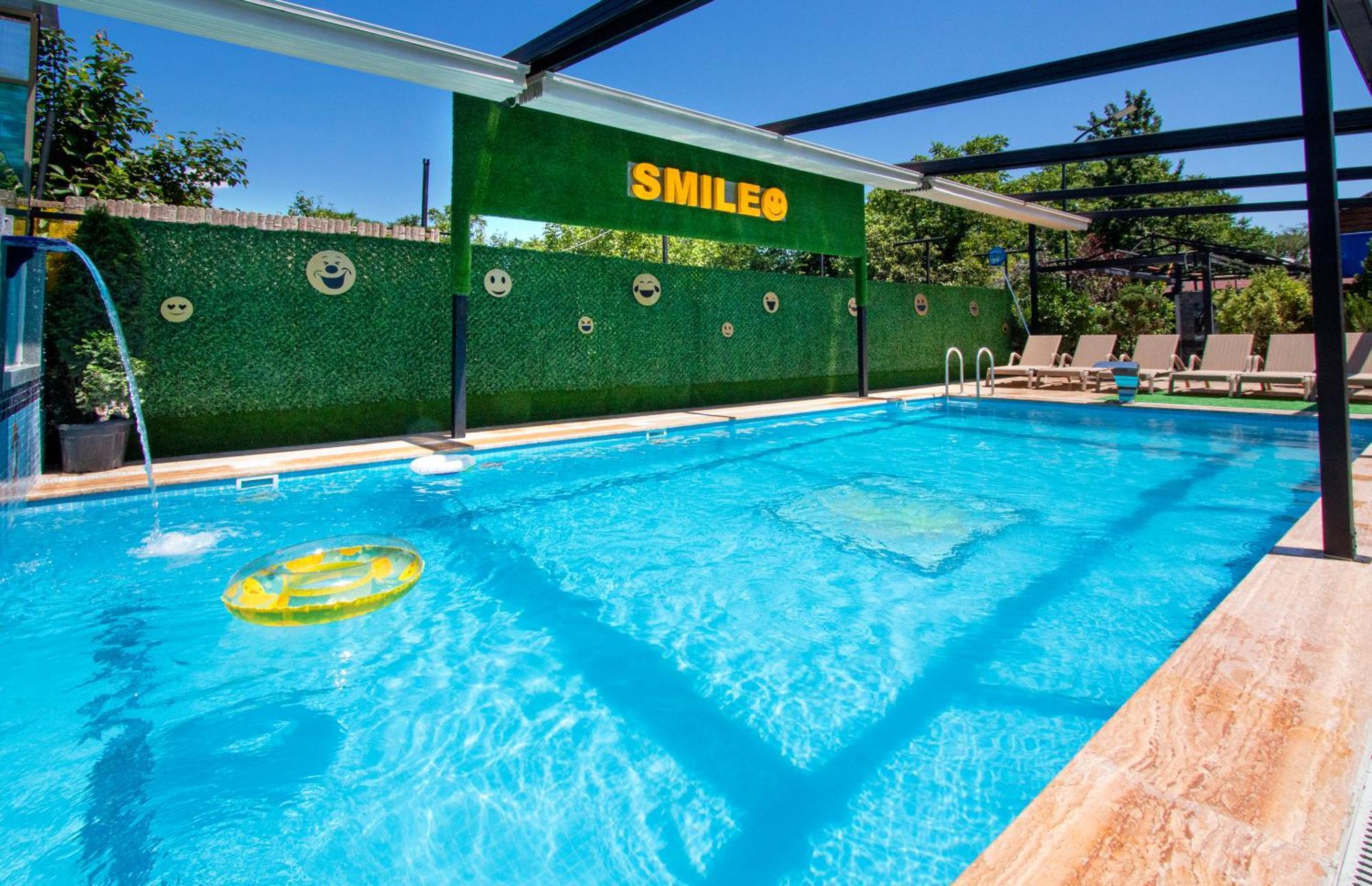 Hotel Smile Kobuleti Eksteriør bilde
