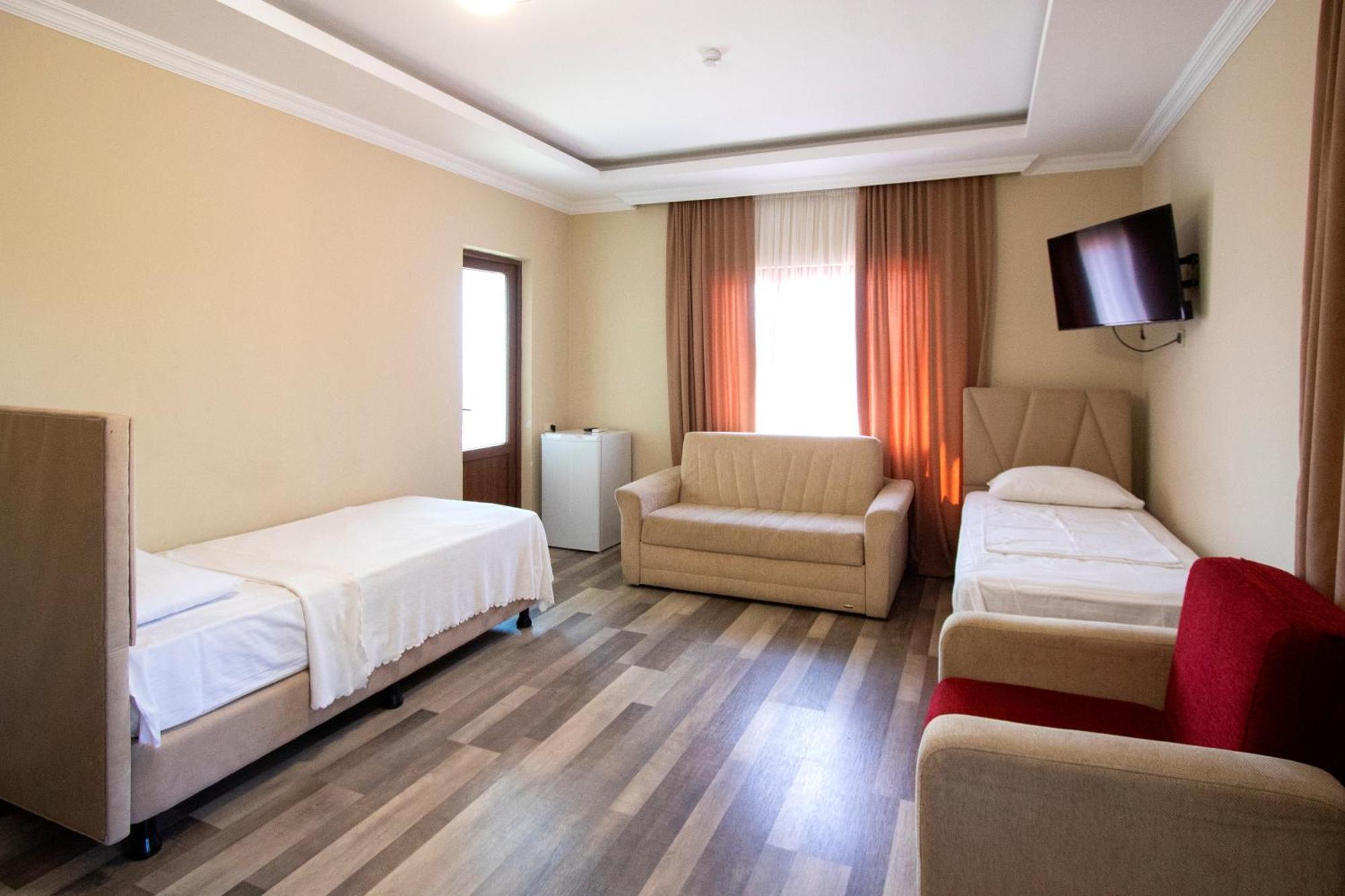 Hotel Smile Kobuleti Eksteriør bilde