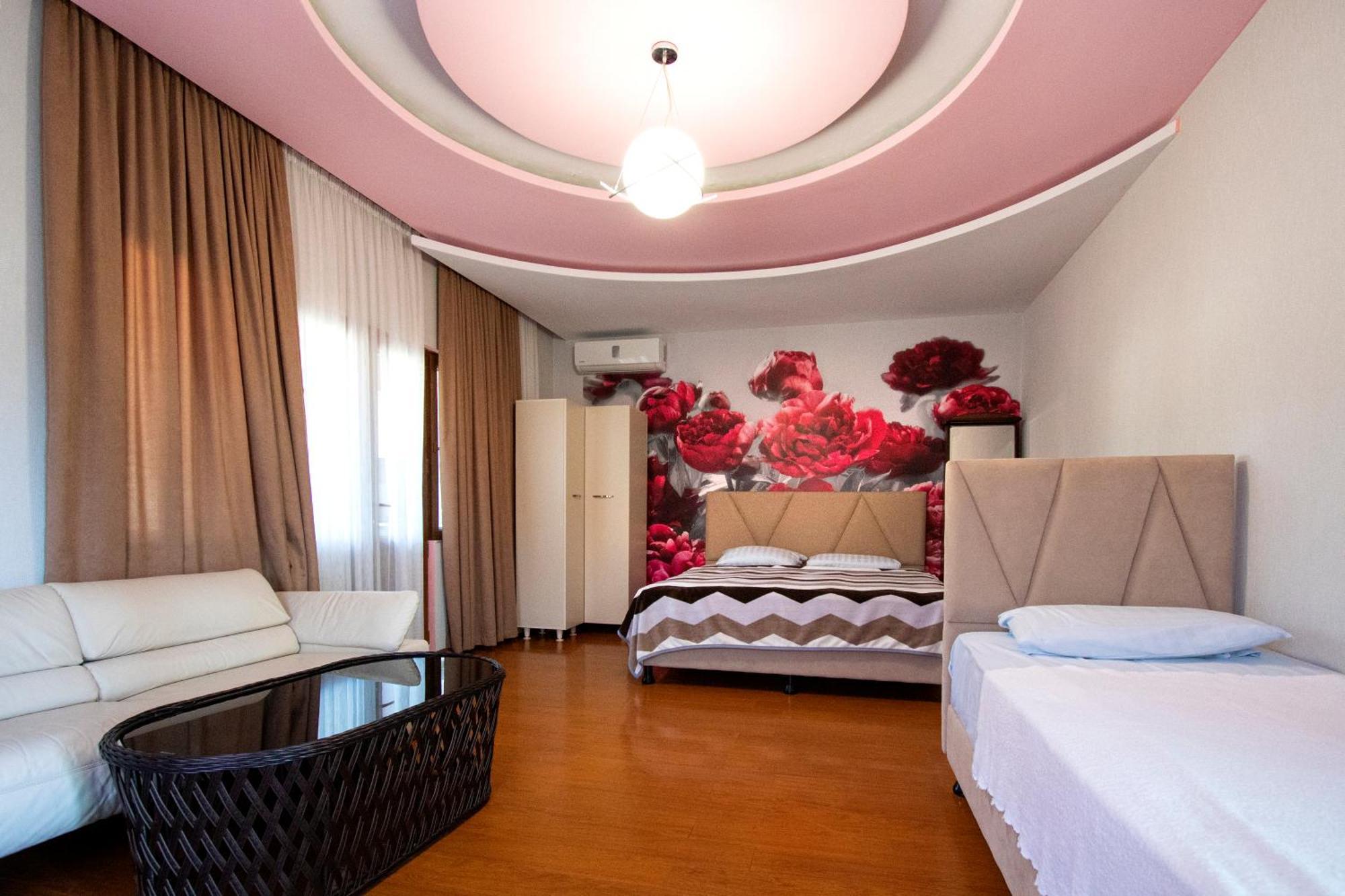 Hotel Smile Kobuleti Eksteriør bilde